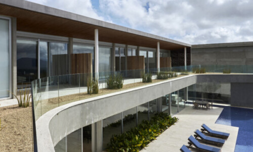 Residência - Riviera
Projeto: Carlos Alberto Maciel