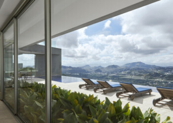 Residência - Riviera
Projeto: Carlos Alberto Maciel