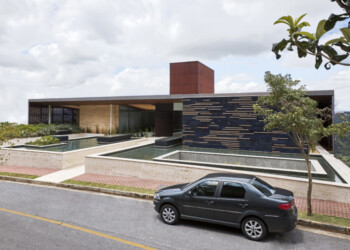 Residência - Riviera
Projeto: Carlos Alberto Maciel