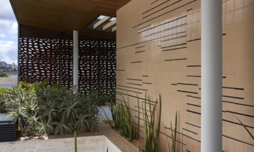 Residência - Riviera
Projeto: Carlos Alberto Maciel