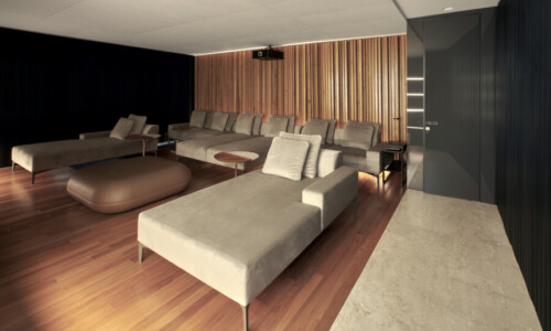 Residência - Riviera
Projeto: Carlos Alberto Maciel