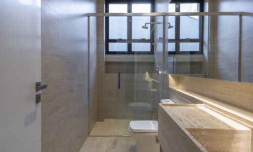 Residência - Condomínio Real
Projeto: Uesterli Gabriel