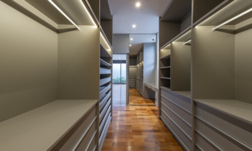 Residência - Condomínio Real
Projeto: Uesterli Gabriel