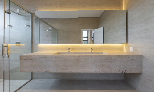 Residência - Condomínio Real
Projeto: Uesterli Gabriel