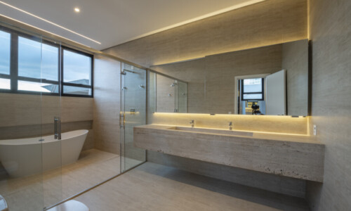 Residência - Condomínio Real
Projeto: Uesterli Gabriel