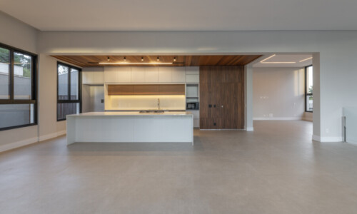 Residência - Condomínio Real
Projeto: Uesterli Gabriel