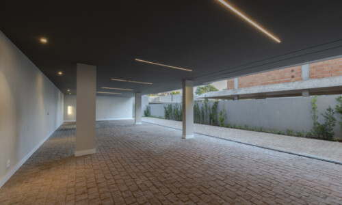 Residência - Condomínio Real
Projeto: Uesterli Gabriel