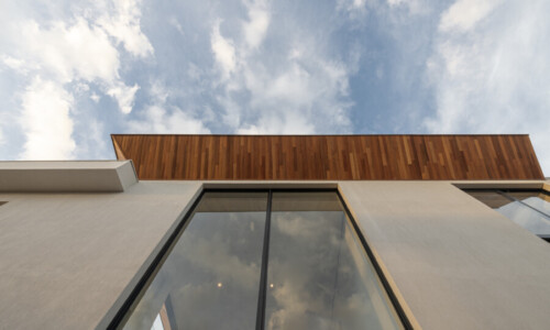 Residência - Condomínio Real
Projeto: Uesterli Gabriel