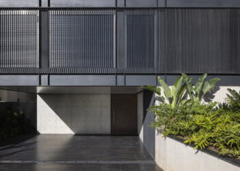 Residência - Península dos Pássaros
Projeto: Arquitetos Associados e BIRI Arquitetura