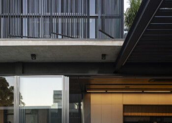 Residência - Península dos Pássaros
Projeto: Arquitetos Associados e BIRI Arquitetura