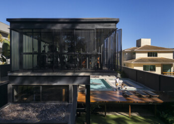 Residência - Península dos Pássaros
Projeto: Arquitetos Associados e BIRI Arquitetura
