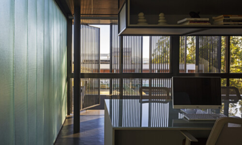 Residência - Península dos Pássaros
Projeto: Arquitetos Associados e BIRI Arquitetura