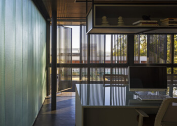 Residência - Península dos Pássaros
Projeto: Arquitetos Associados e BIRI Arquitetura