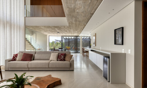 Casa Alphaville
Residência - Costa Laguna
Projeto: Tina Barbosa