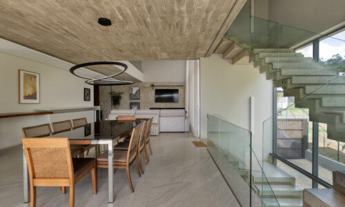 Casa Alphaville
Residência - Costa Laguna
Projeto: Tina Barbosa