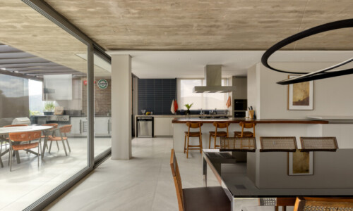 Casa Alphaville
Residência - Costa Laguna
Projeto: Tina Barbosa