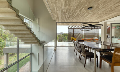 Casa Alphaville
Residência - Costa Laguna
Projeto: Tina Barbosa