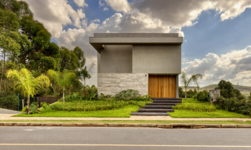 Casa Alphaville
Residência - Costa Laguna
Projeto: Tina Barbosa