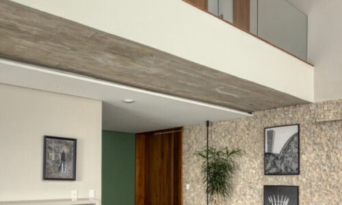 Casa Alphaville
Residência - Costa Laguna
Projeto: Tina Barbosa