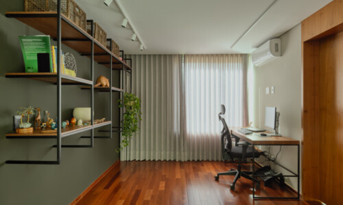 Casa Alphaville
Residência - Costa Laguna
Projeto: Tina Barbosa